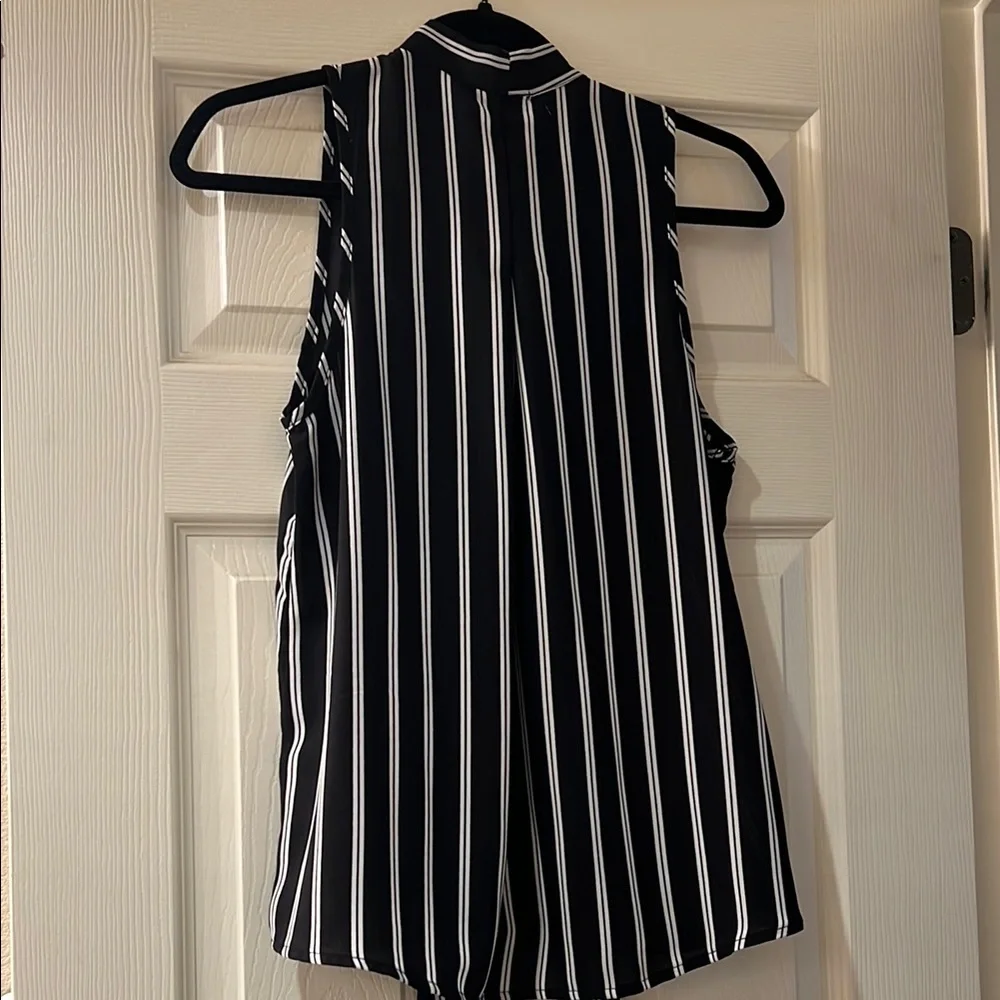 Sienna Sky Black and White Asymmetrical Tie Front Blouse - Picture 4 of 4